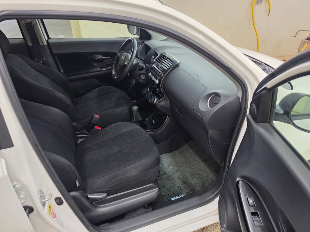 Used 2008 Scion xD FWD image 11