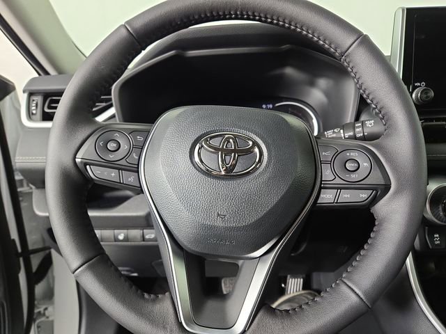 New 2025 Toyota RAV4 XLE image 23