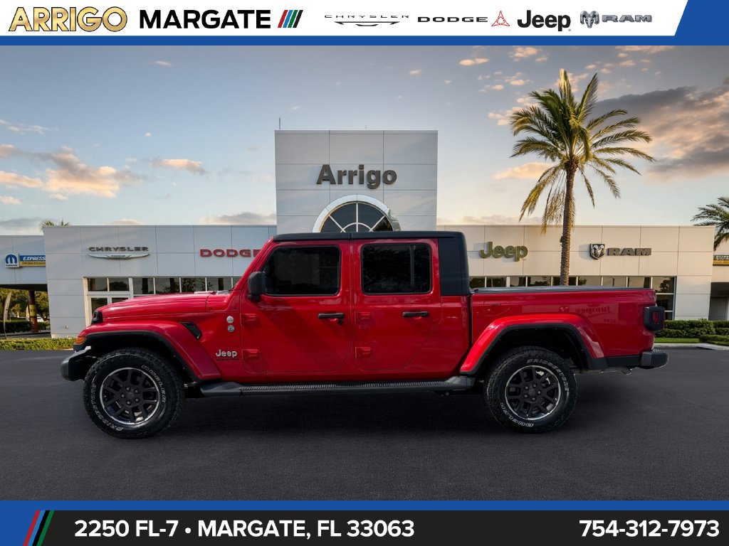 Certified 2023 Jeep Gladiator Overland w/ Popular Equipment Package AWD/4WD image 4