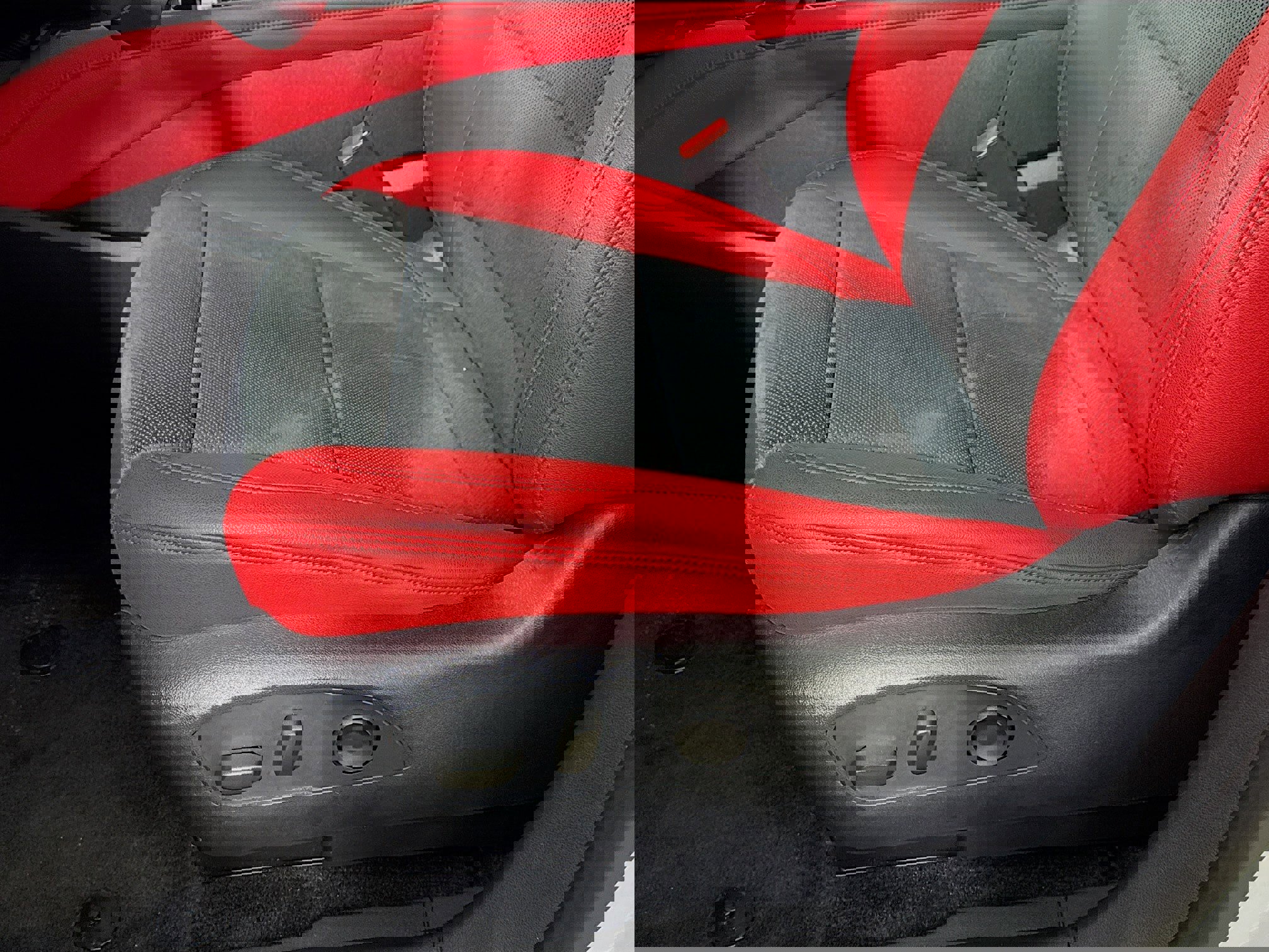 Used 2024 Chevrolet Blazer EV RS image 20