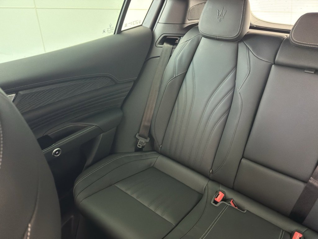 New 2025 Maserati Grecale Modena image 13