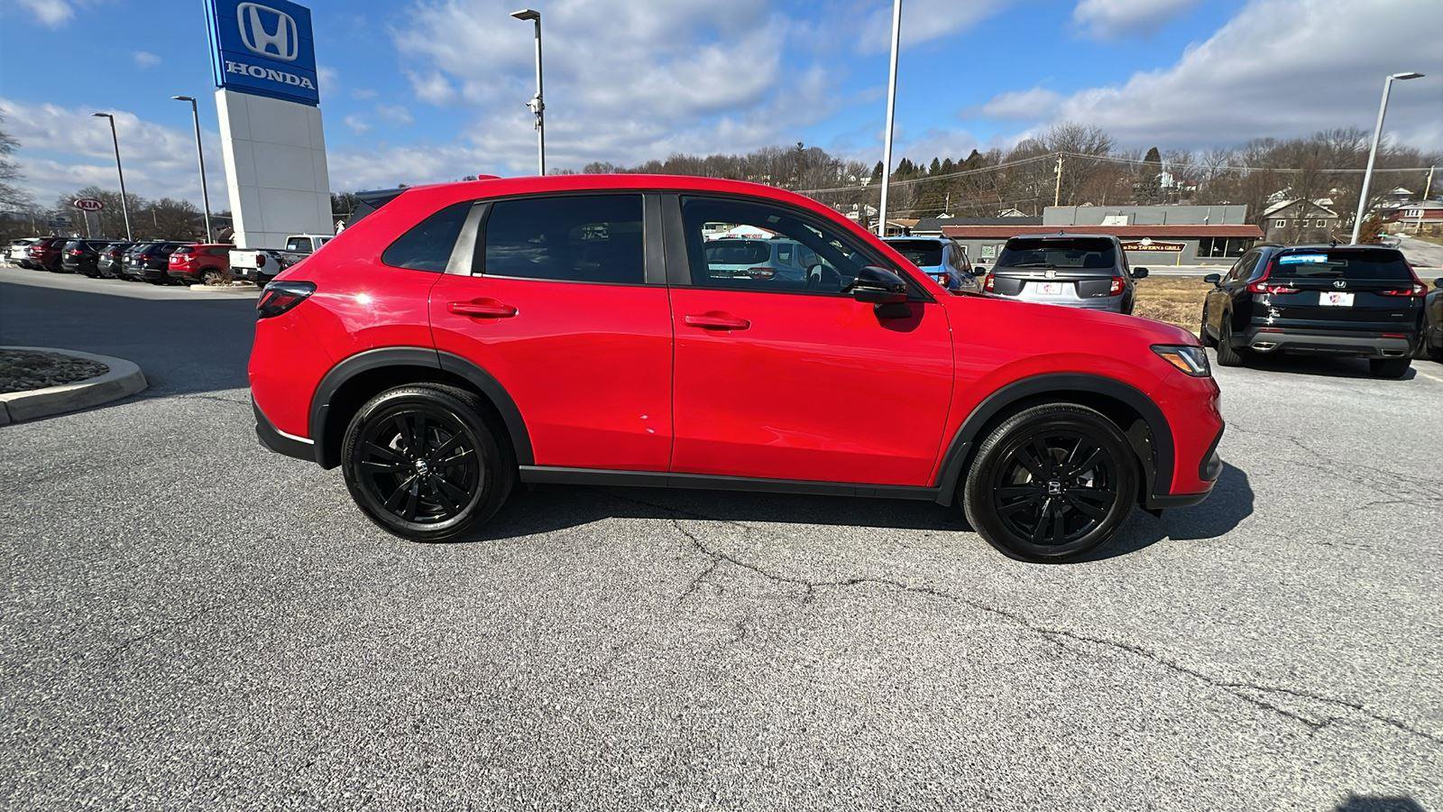 Certified 2026 Honda HR-V Sport image 3