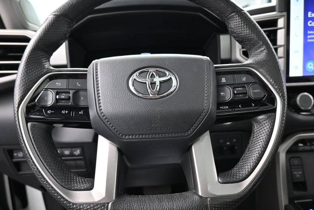 Used 2023 Toyota Tundra Limited AWD/4WD image 31