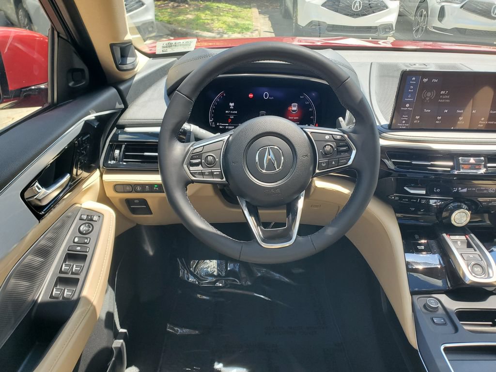 Used 2025 Acura MDX w/ Technology Package FWD image 24