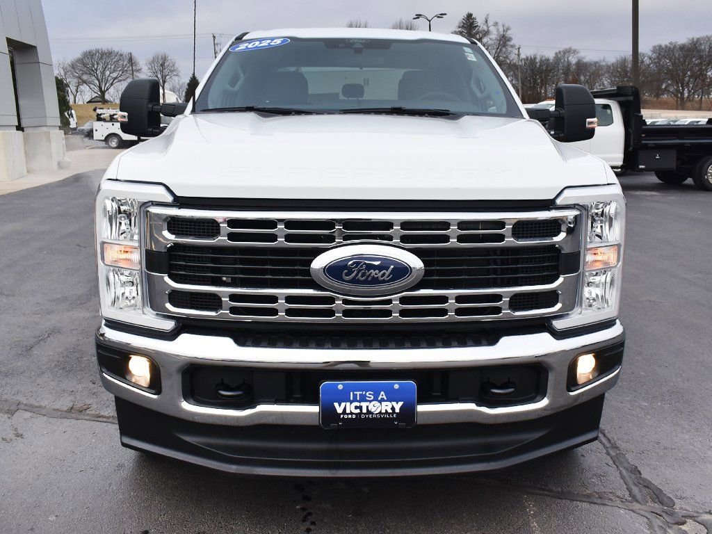 New 2025 Ford F250 XLT w/ FX4 Off-Road Package image 24