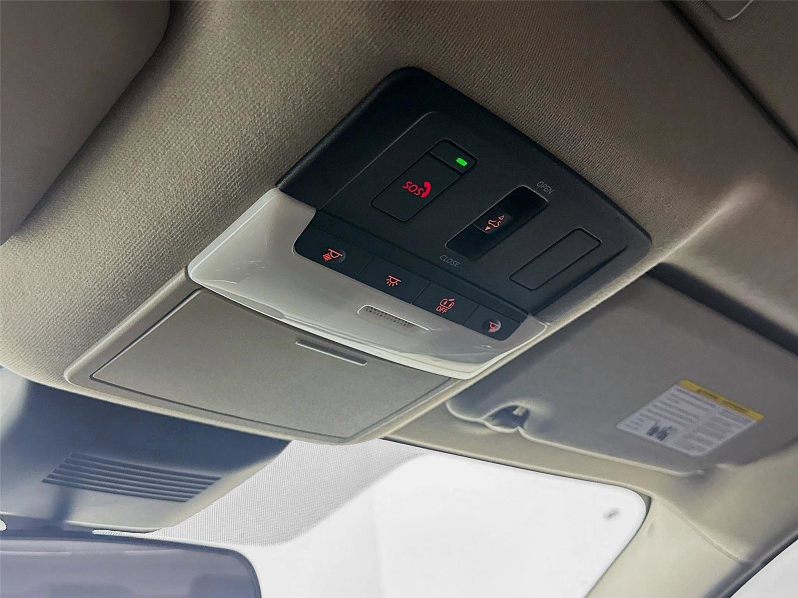 Used 2024 Nissan Sentra SR w/ SR Premium Package image 12