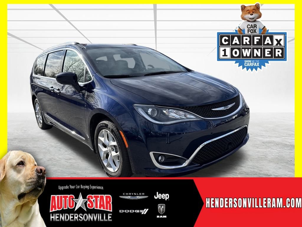 Used 2020 Chrysler Pacifica Touring-L w/ Tire & Wheel Group