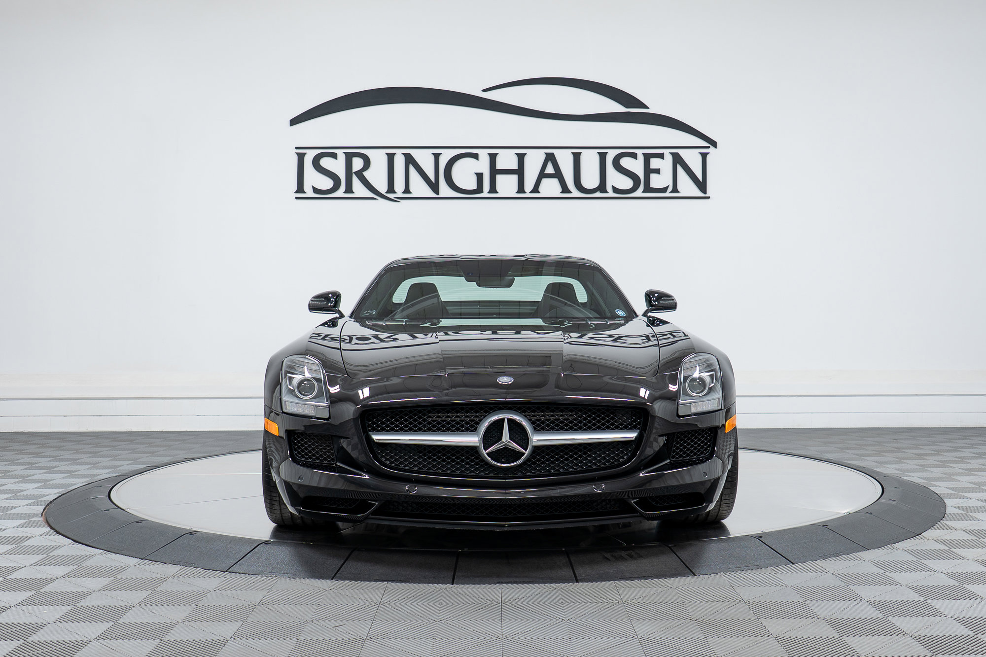 Used 2011 Mercedes-Benz SLS AMG Coupe image 2