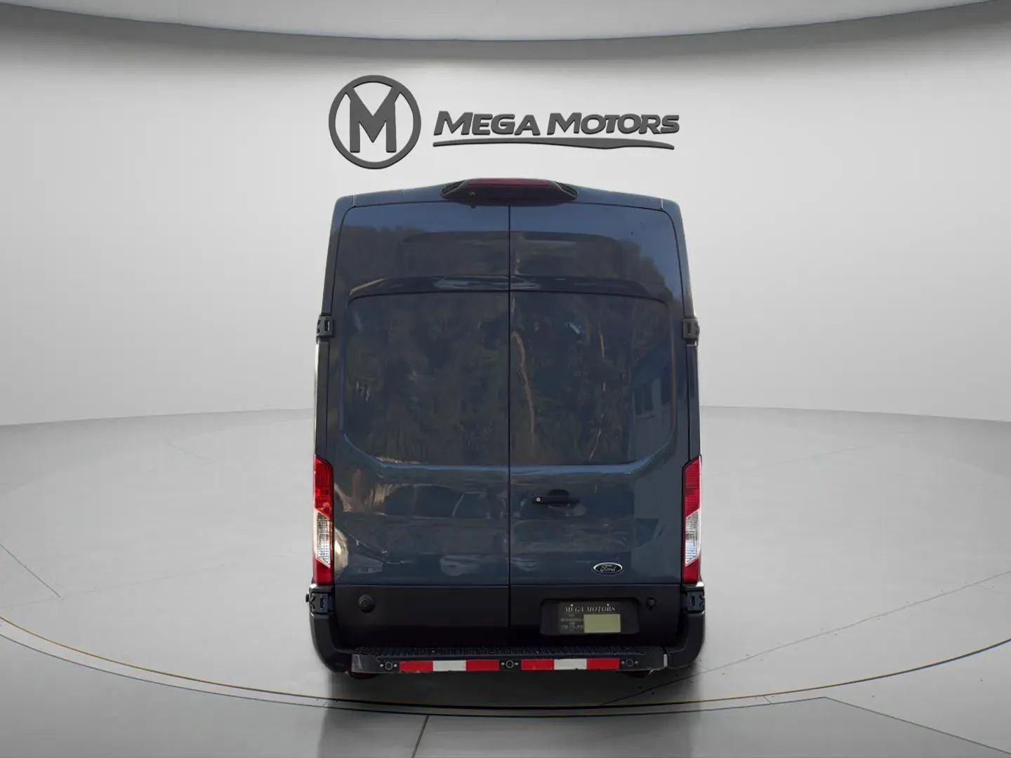 Used 2019 Ford Transit 250 148 High Roof Extended image 4