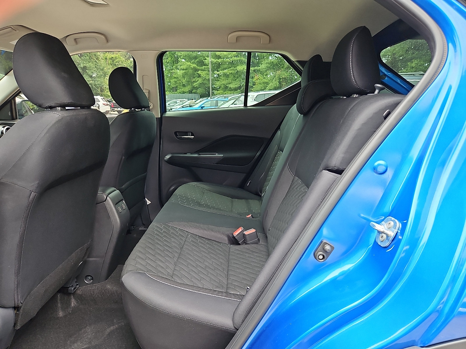 Used 2023 Nissan Kicks SV FWD image 12