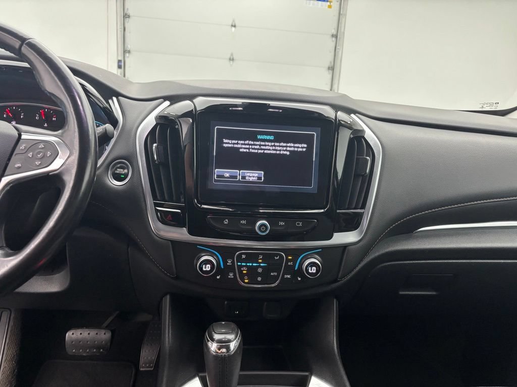Used 2019 Chevrolet Traverse LT FWD image 26