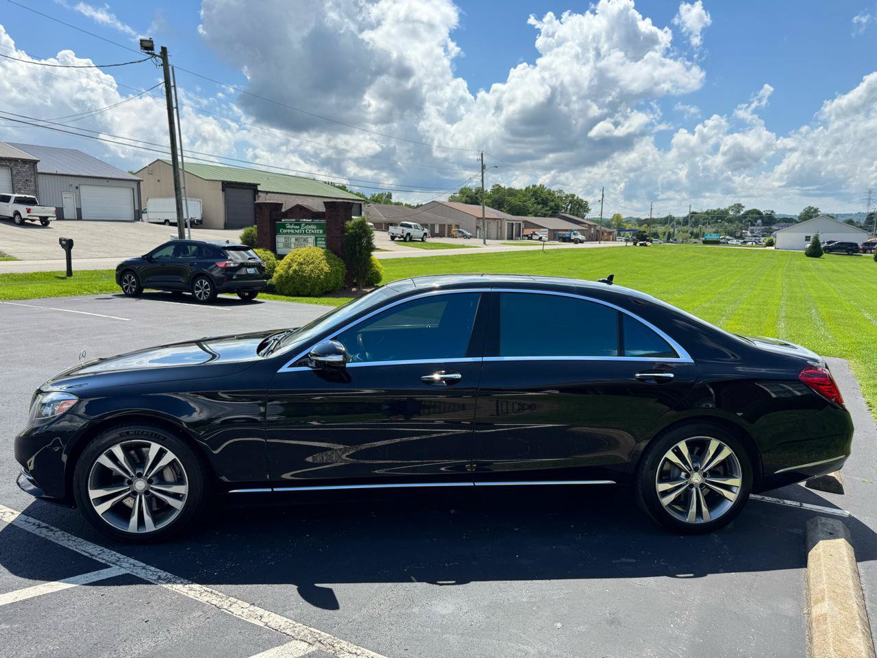 Used 2014 Mercedes-Benz S 550 Sedan image 4