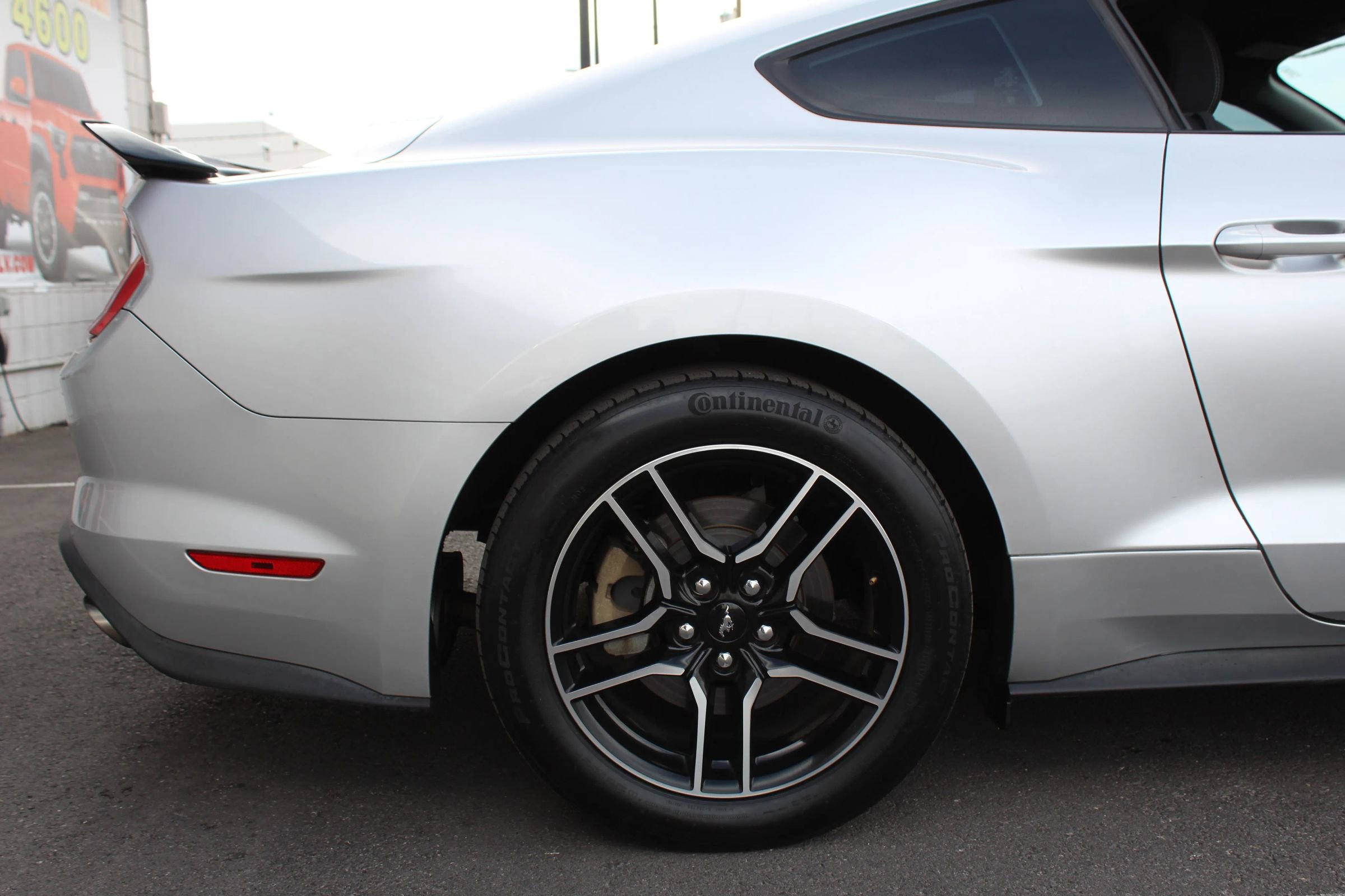 Used 2019 Ford Mustang Coupe w/ Equipment Group 101A RWD image 14