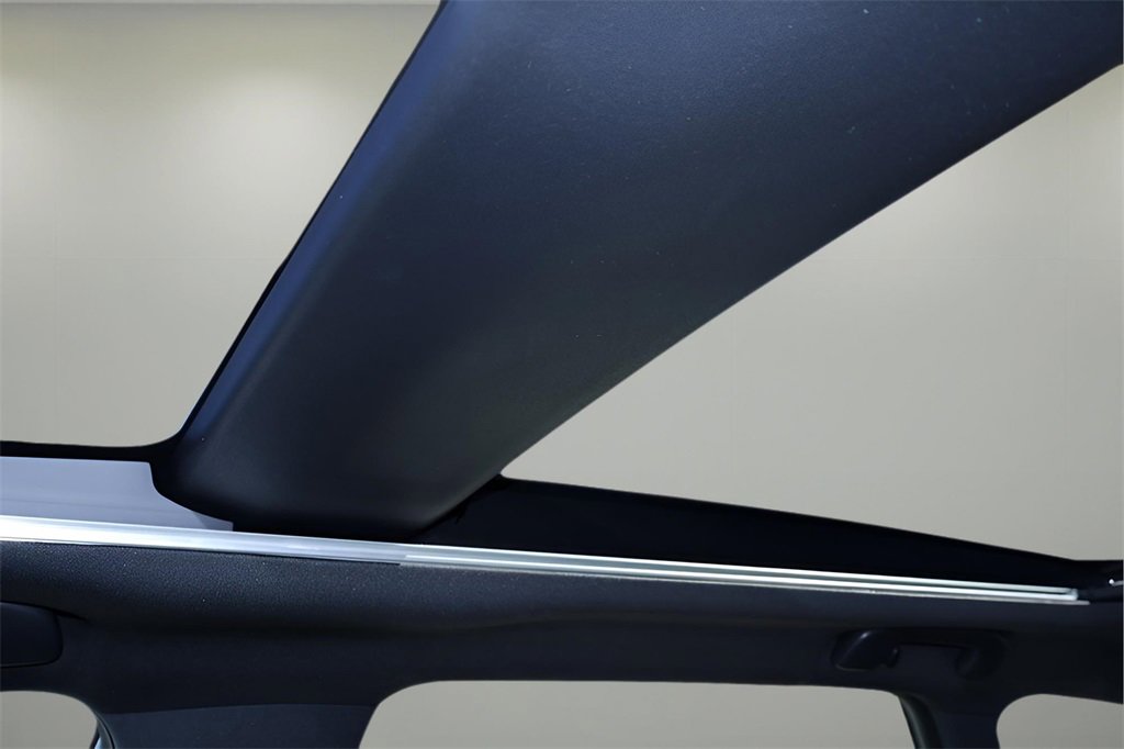 New 2025 Toyota Crown Signia image 42