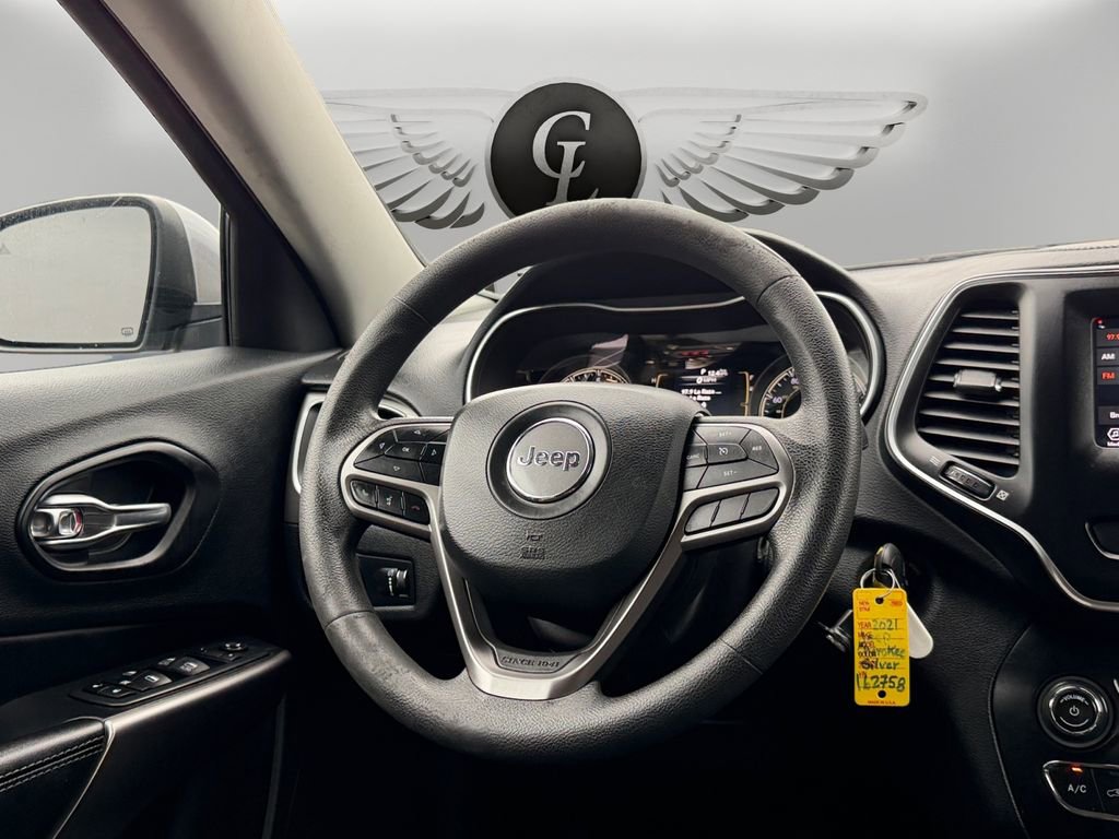 Used 2021 Jeep Cherokee Latitude image 12