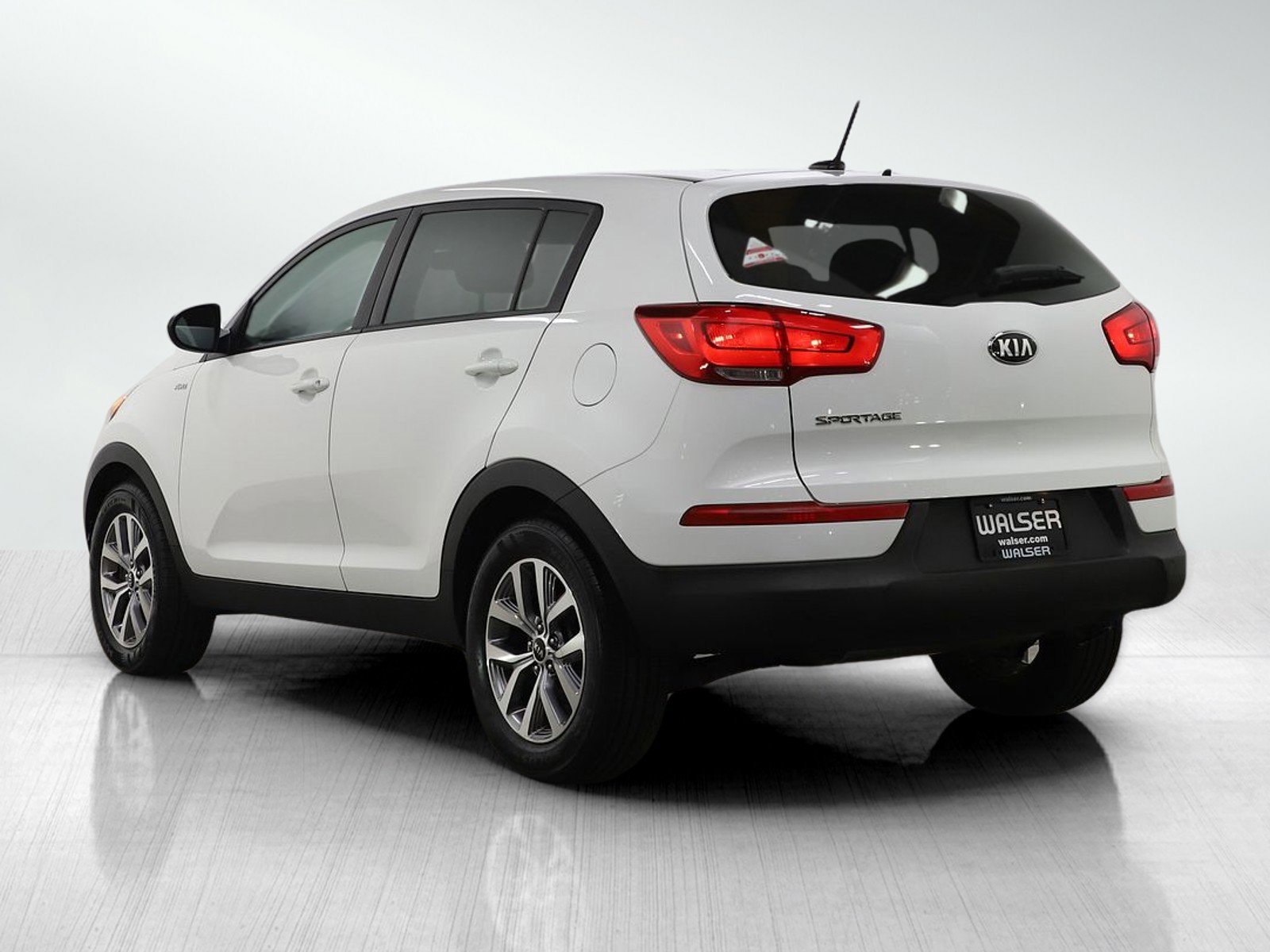 Used 2016 Kia Sportage LX image 3