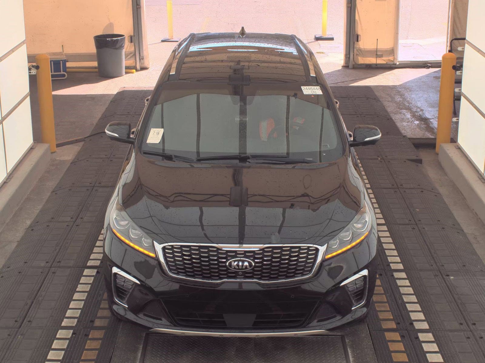 Used 2019 Kia Sorento SX FWD image 2