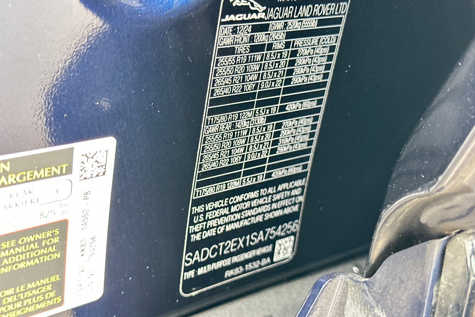 Used 2025 Jaguar F-PACE R-Dynamic S image 35