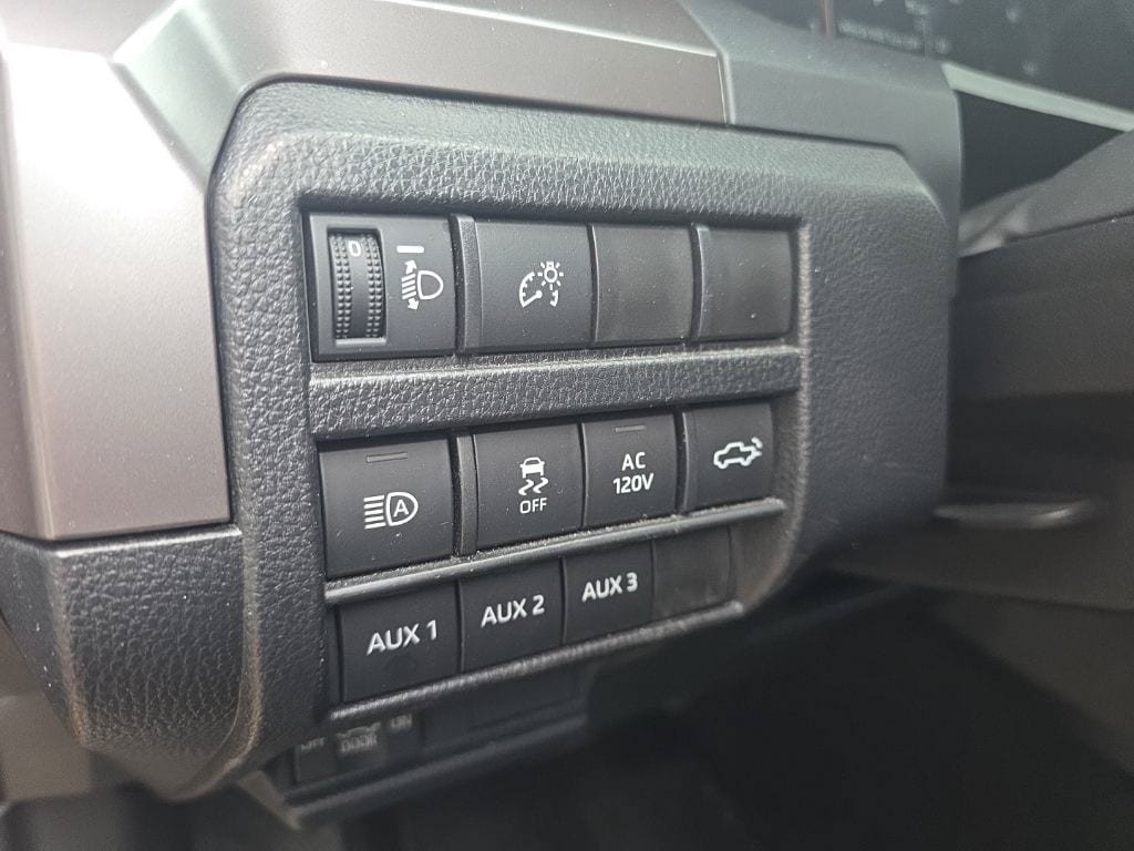 Used 2024 Toyota Tacoma TRD Sport w/ TRD Sport Premium Package AWD/4WD image 17