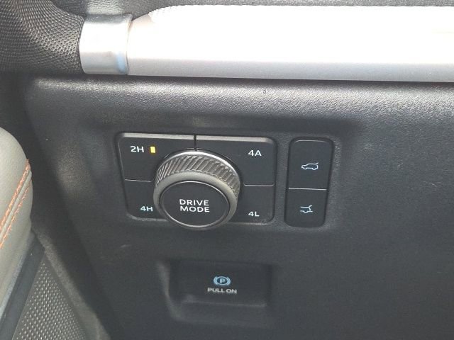 Used 2025 Ford Expedition Max Active image 30