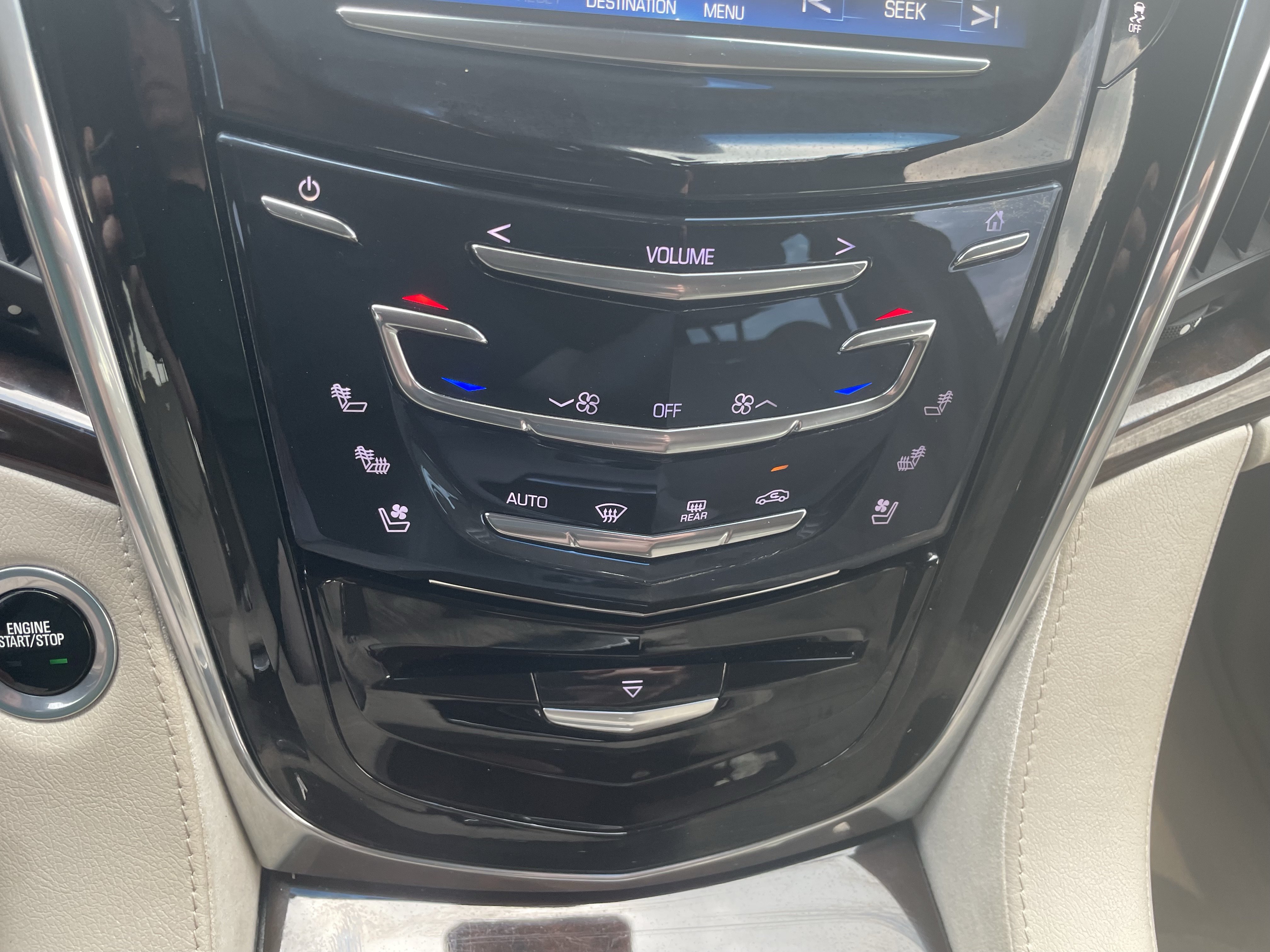 Used 2016 Cadillac Escalade ESV Premium AWD/4WD image 23