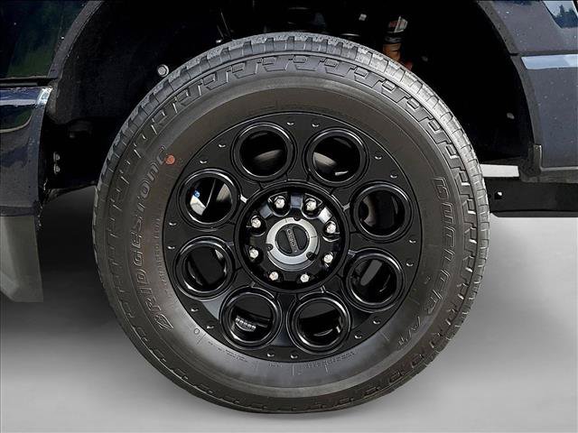 Used 2025 Ford F250 XLT w/ Black Appearance Package AWD/4WD image 8