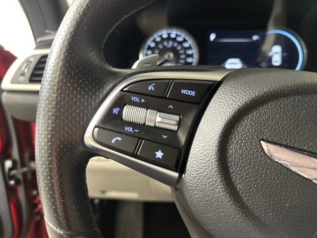 Used 2023 Genesis G70 2.0T image 15