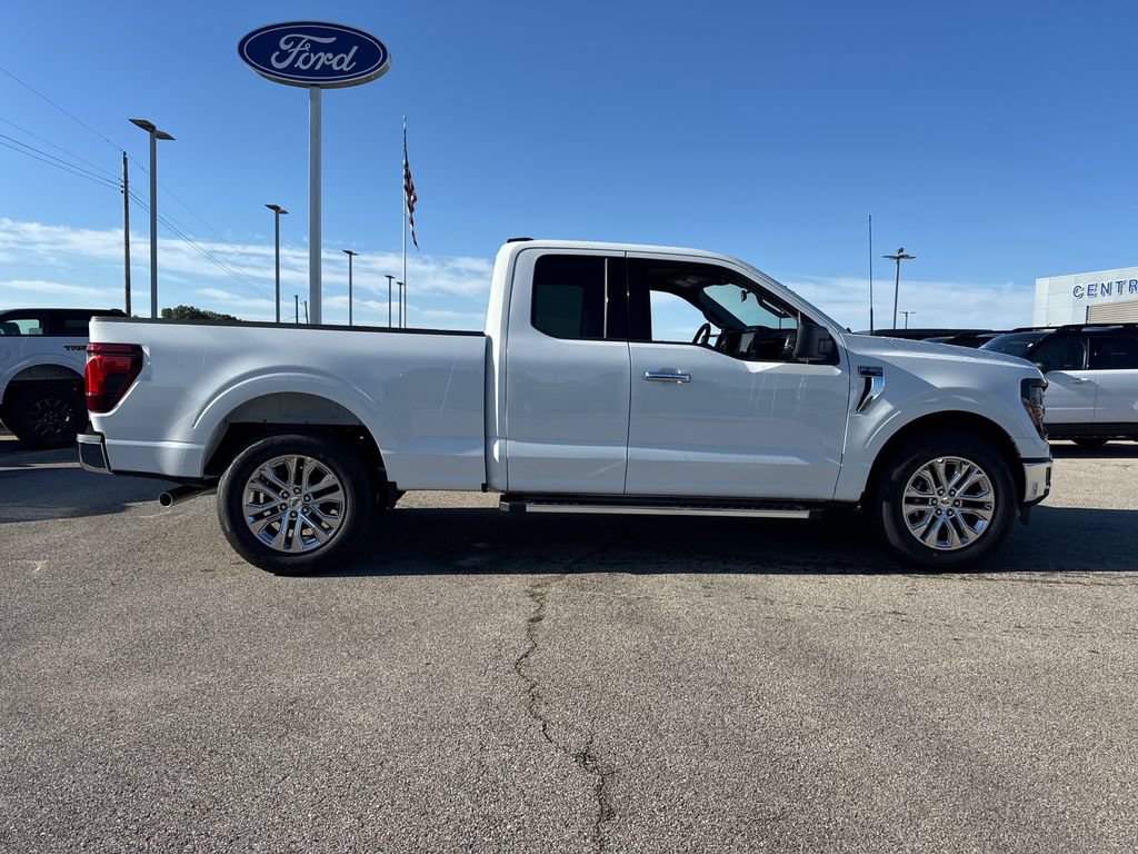 New 2026 Ford F150 XLT w/ XLT Chrome Appearance Package RWD image 7