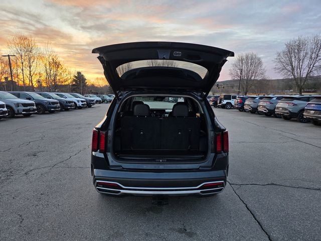 Certified 2023 Kia Sorento EX image 10