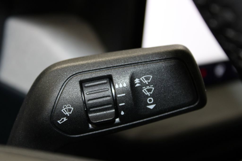 New 2026 Ford Maverick XLT w/ XLT Luxury Package image 43