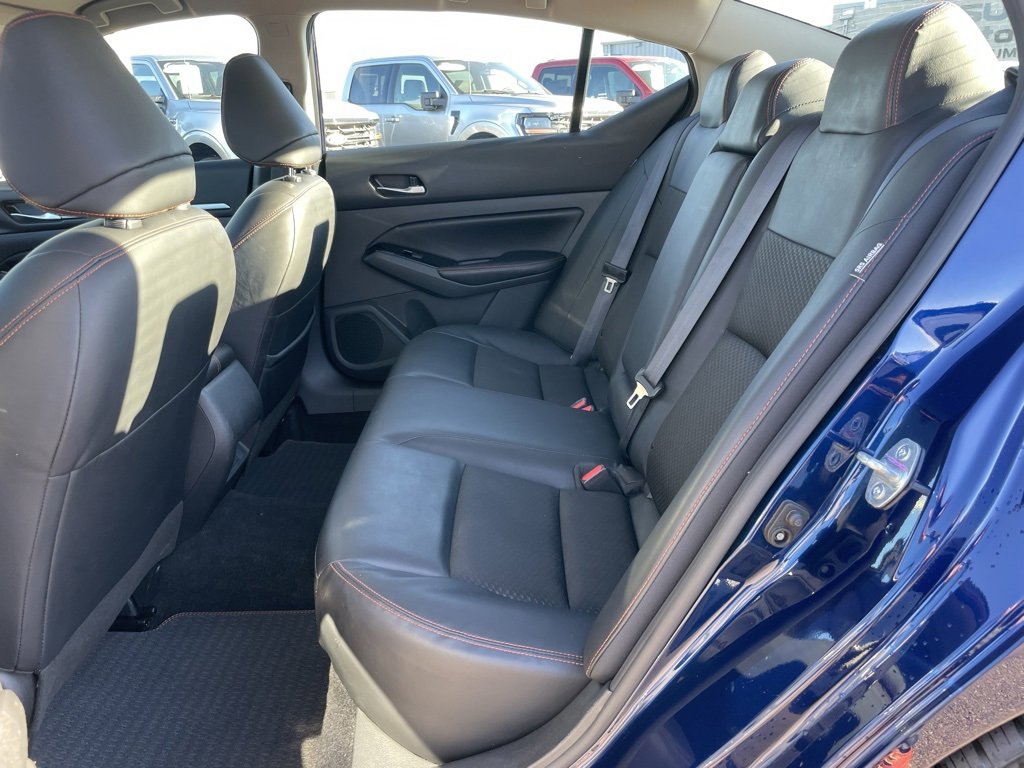 Used 2024 Nissan Altima 2.5 SR image 8