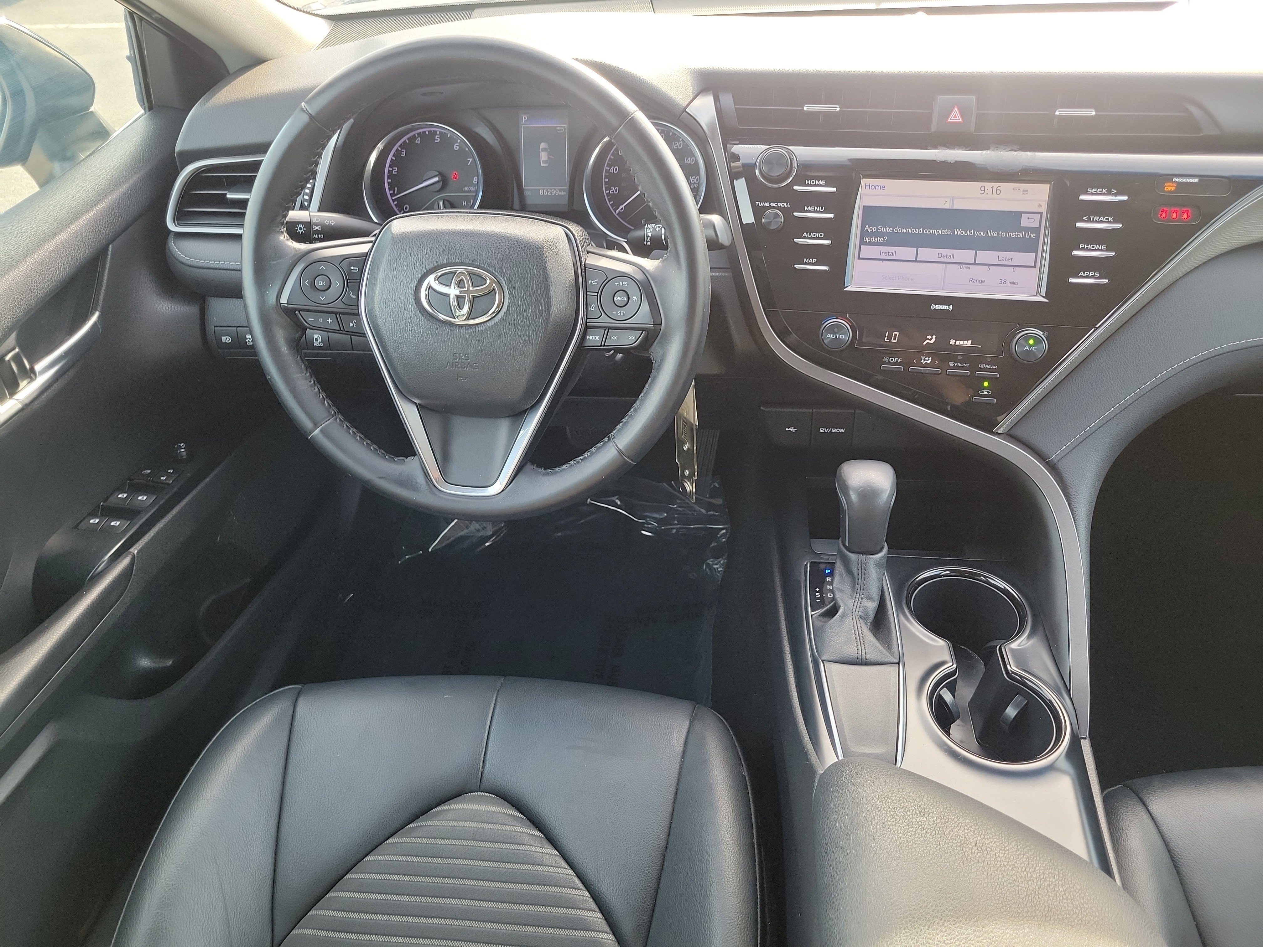 Used 2020 Toyota Camry SE FWD image 18