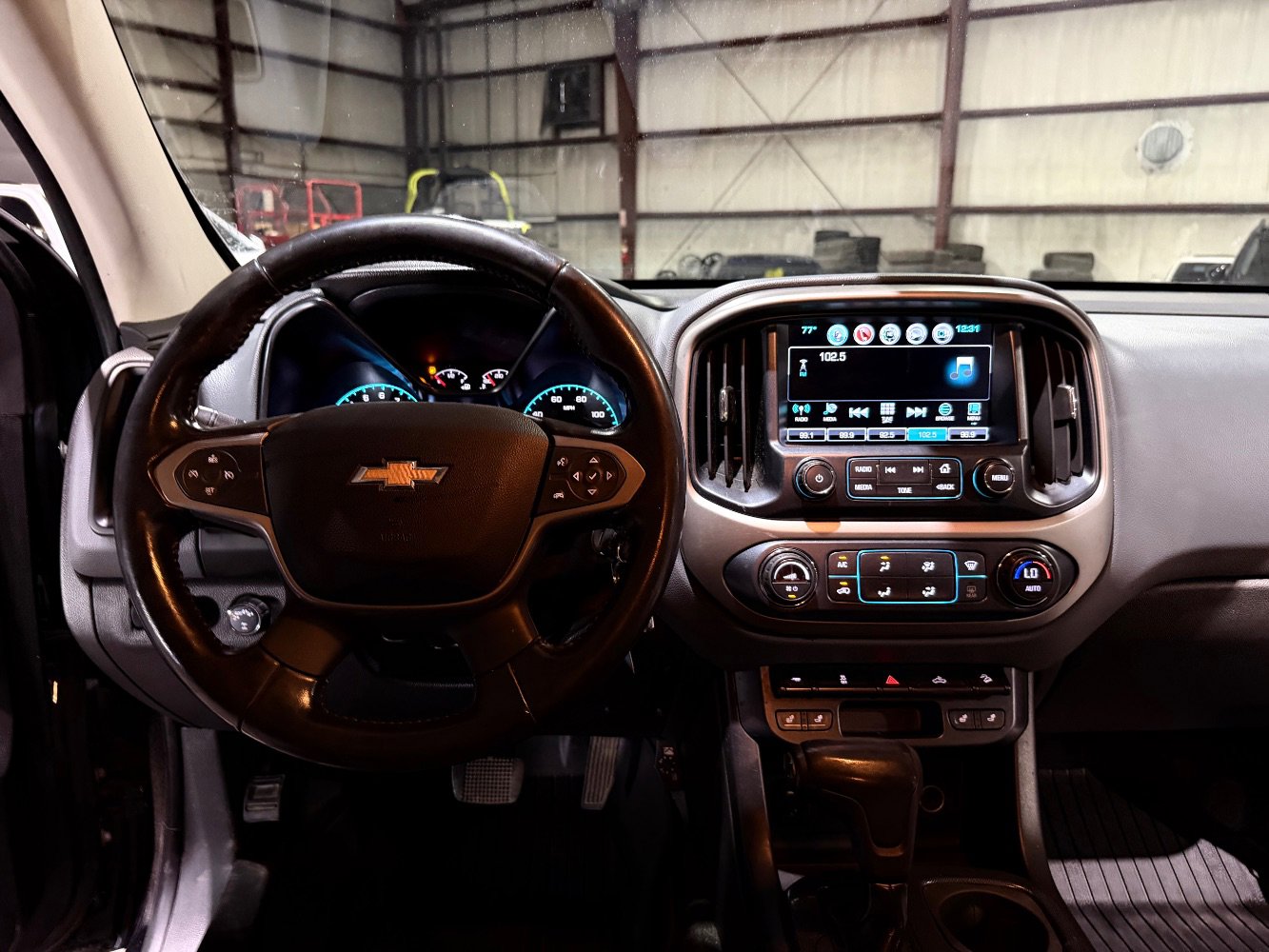Used 2018 Chevrolet Colorado Z71 AWD/4WD image 29