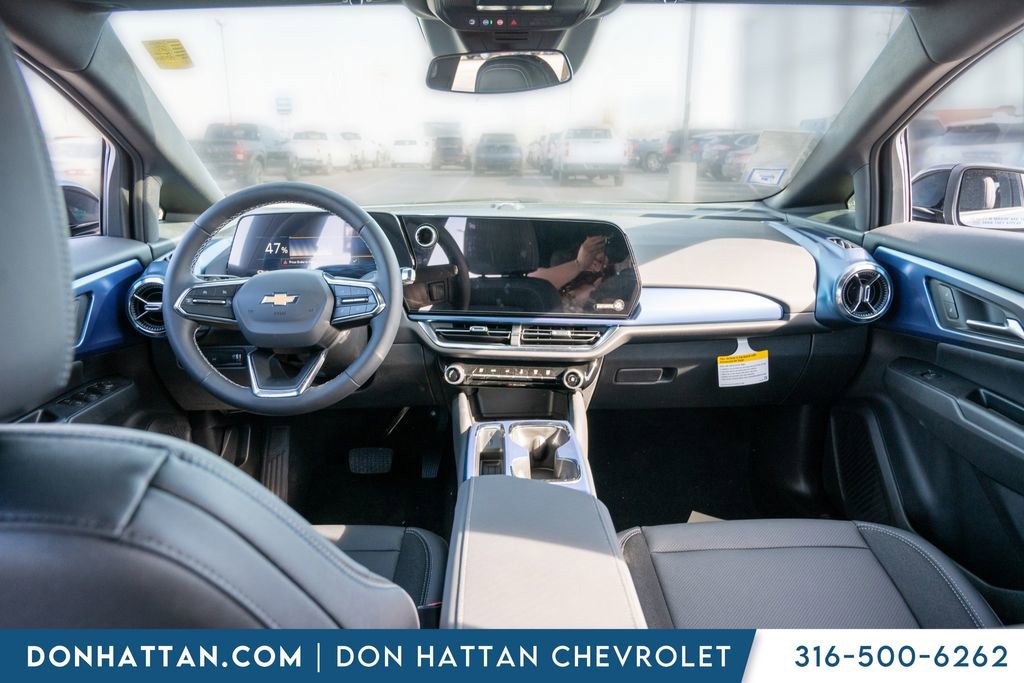 New 2026 Chevrolet Equinox EV LT image 3