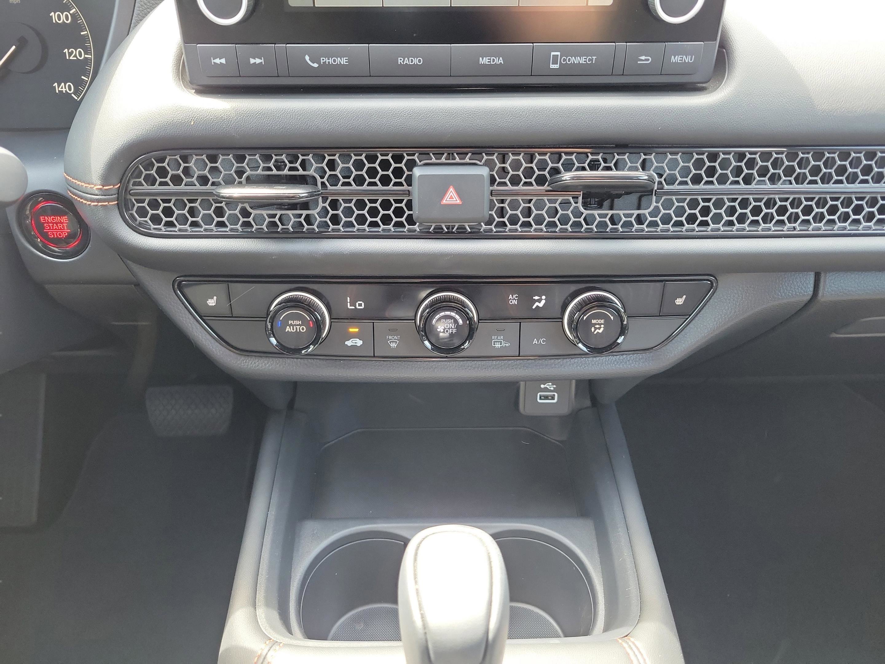 Used 2024 Honda HR-V Sport image 14