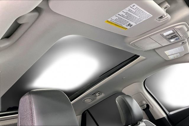 New 2026 Ford Explorer Active w/ Active Comfort Package image 3