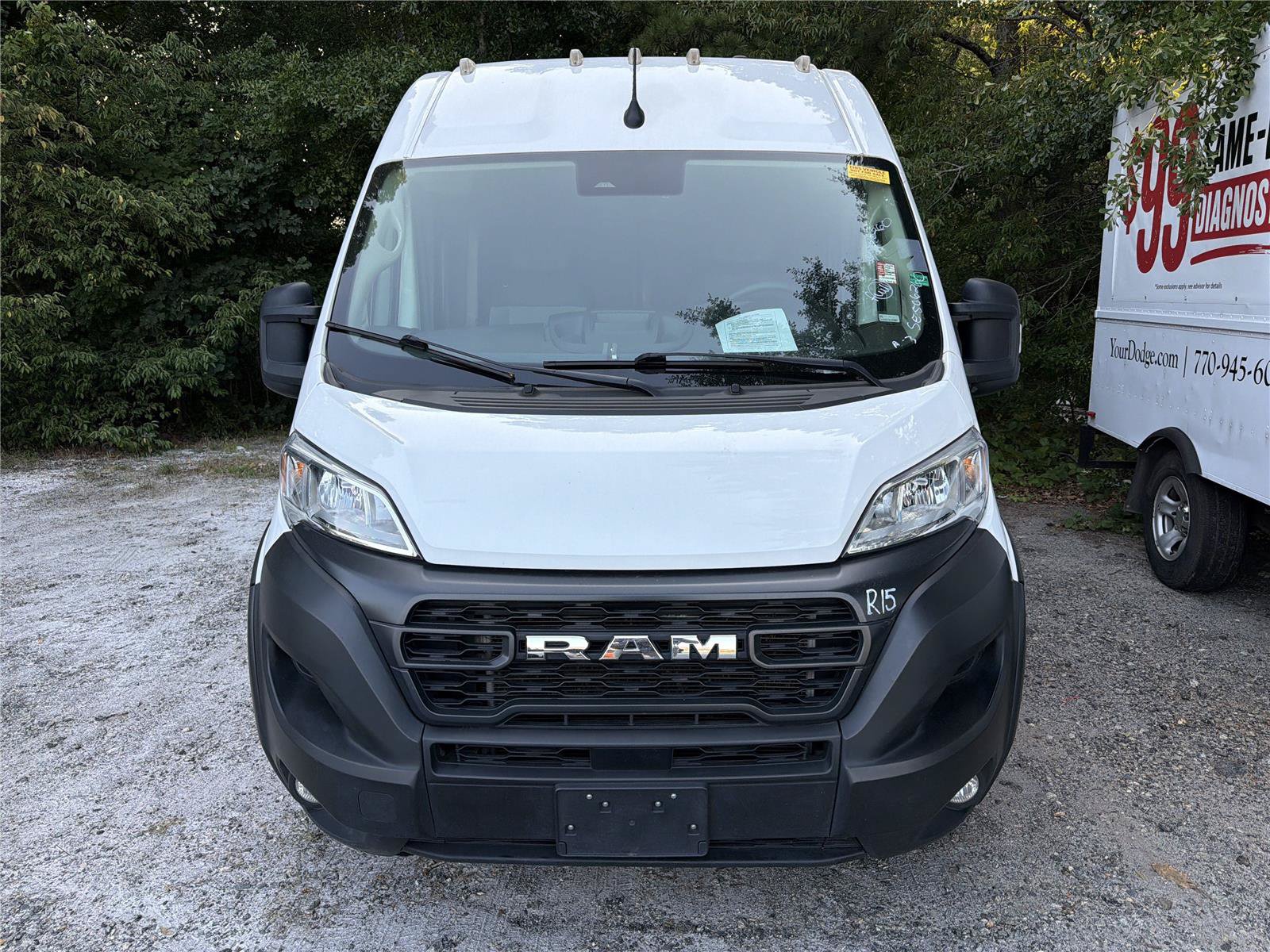 Used 2025 RAM ProMaster 2500 w/ Convenience Group FWD image 2