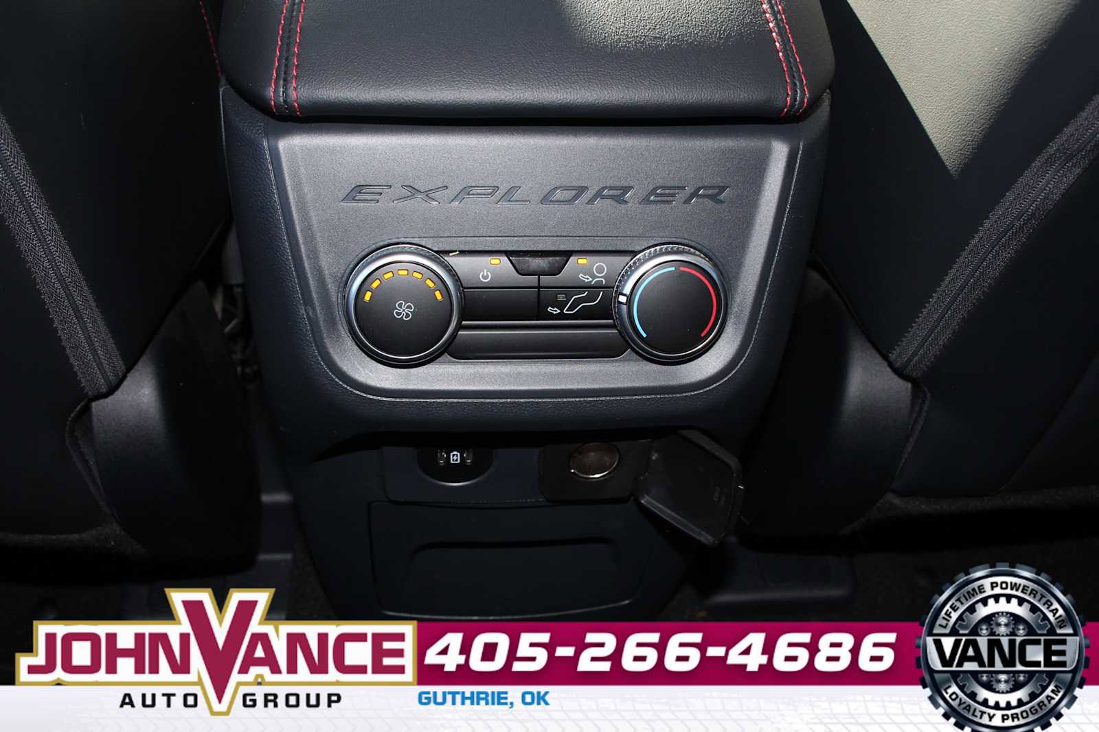 Used 2025 Ford Explorer ST-Line image 30