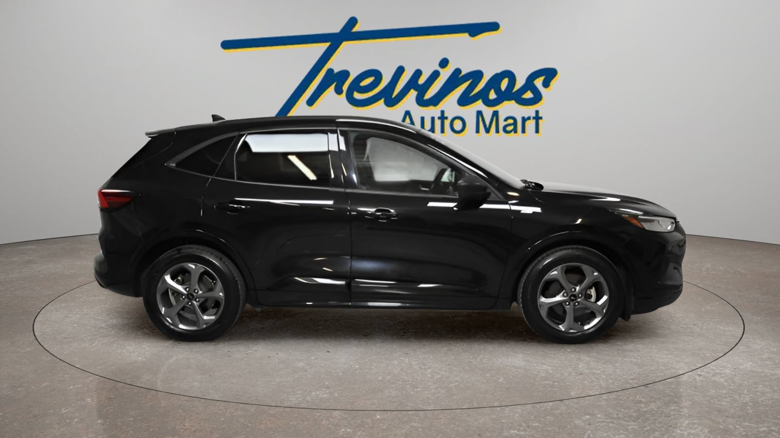 Used 2023 Ford Escape ST-Line FWD image 5