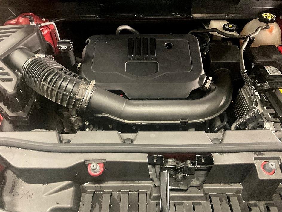 Used 2023 GMC Acadia SLE w/ Elevation Edition image 7