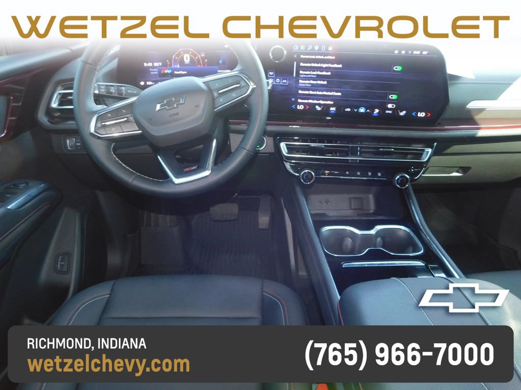 Used 2025 Chevrolet Traverse Z71 w/ Driver Confidence Package AWD/4WD image 16