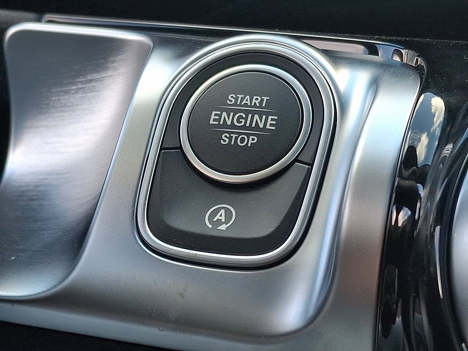 New 2026 Mercedes-Benz GLB 250 4MATIC image 18
