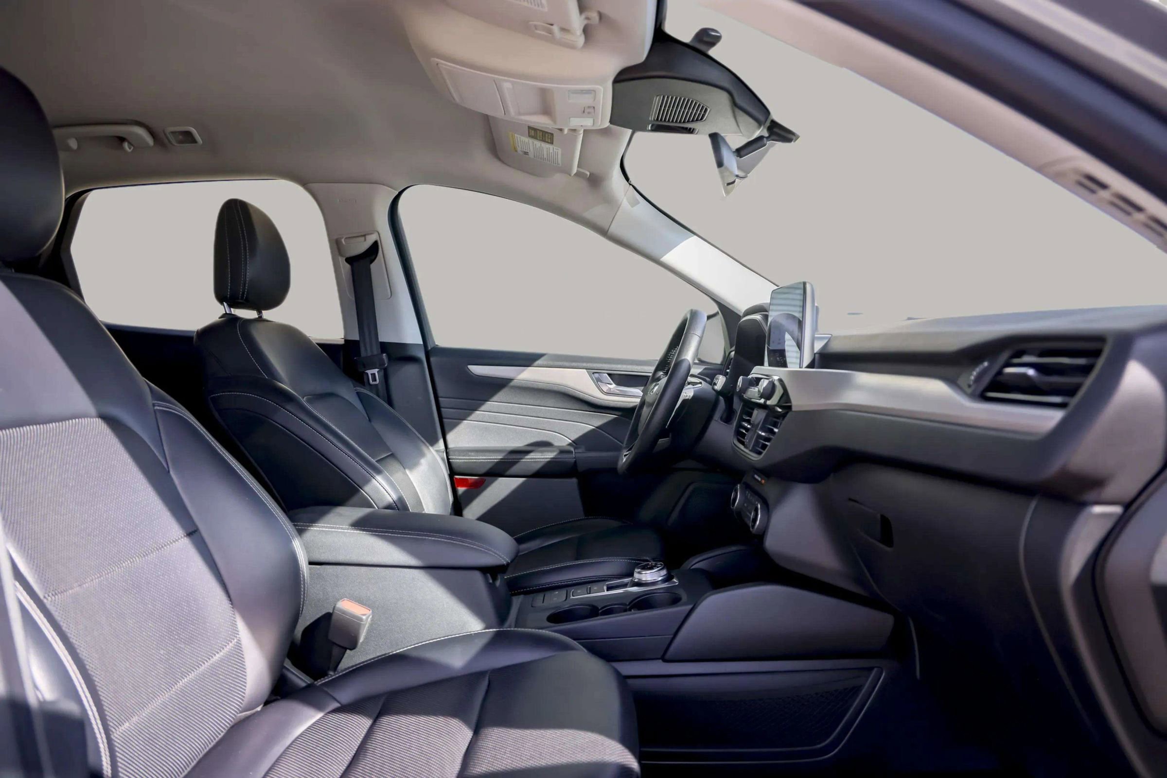 Used 2021 Ford Escape SEL image 38