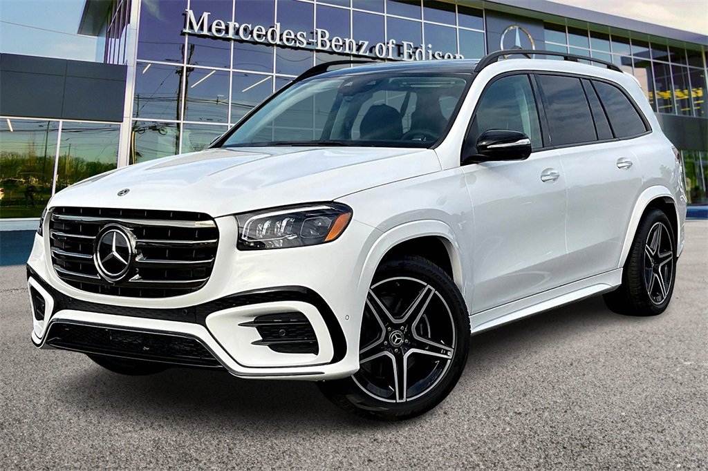 New 2026 Mercedes-Benz GLS 450 4MATIC image 2
