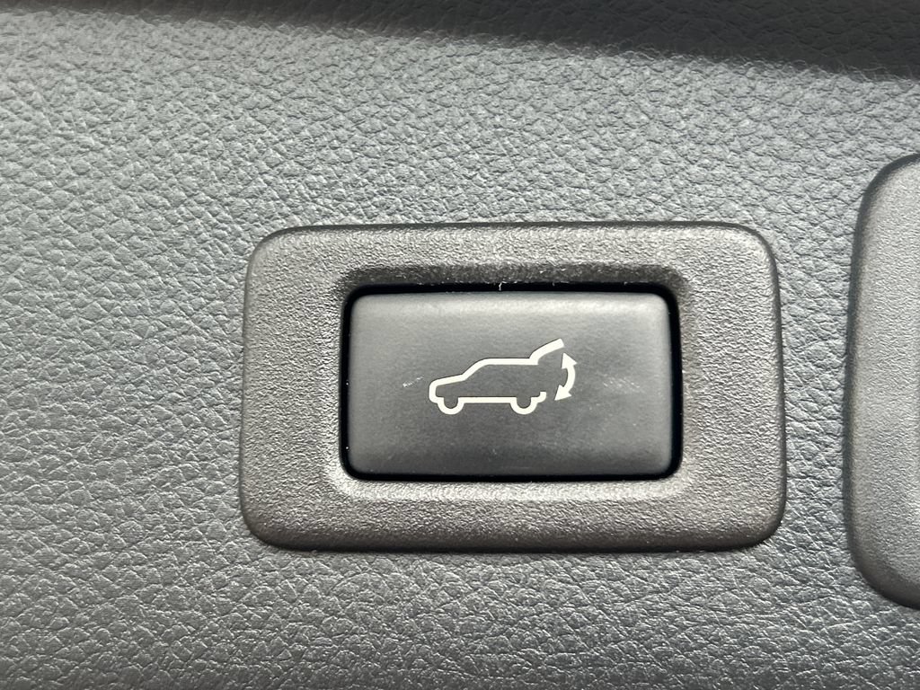 Used 2016 Subaru Forester 2.5i Limited w/ Protection Package #2 AWD/4WD image 30
