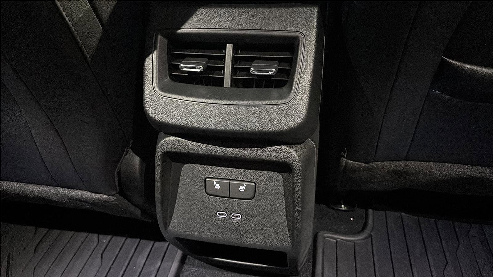 New 2026 Chevrolet Equinox EV LT image 27