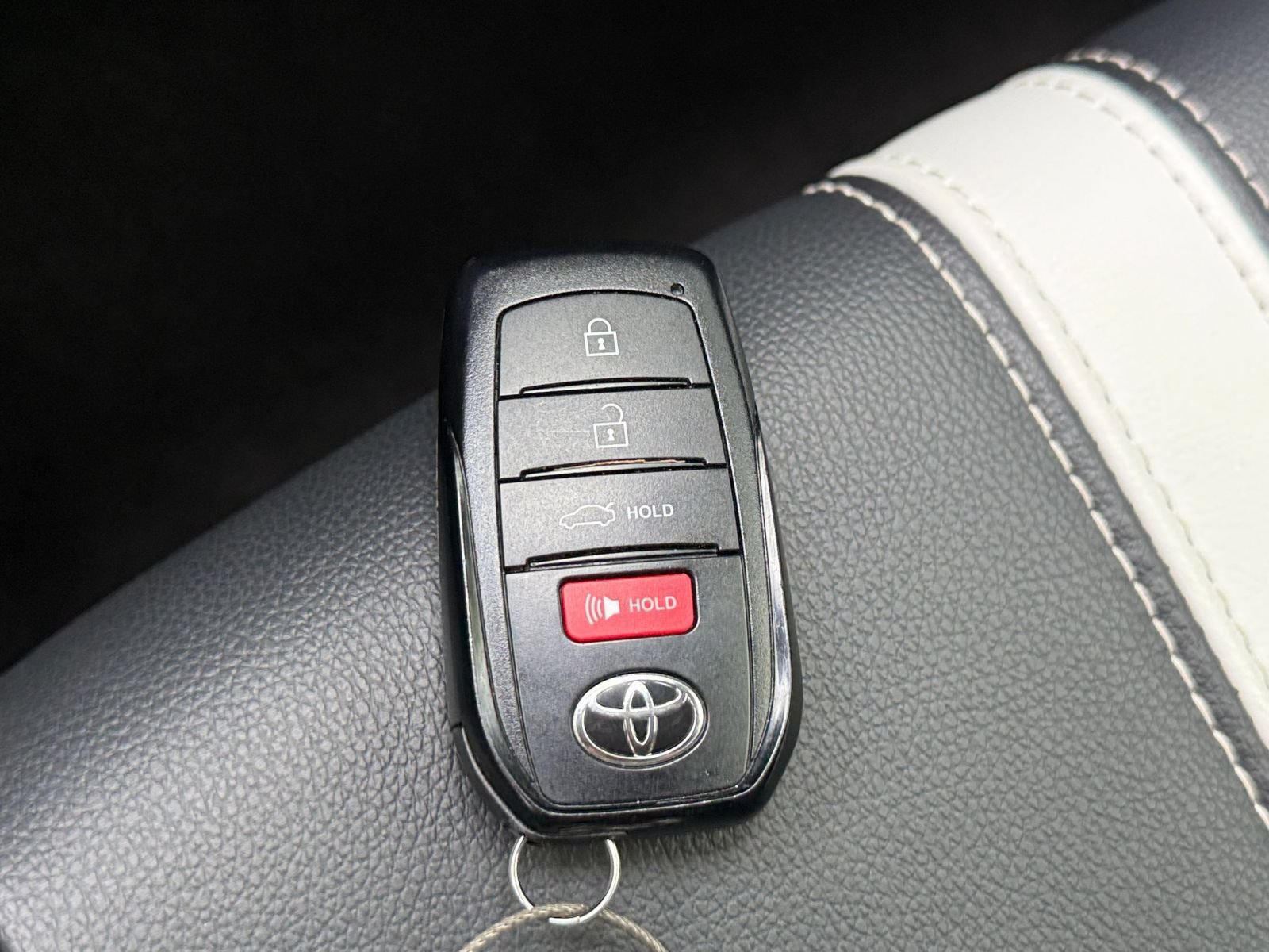 Used 2026 Toyota Camry SE FWD image 20