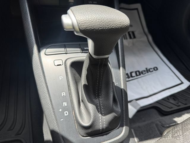 Used 2023 Kia Rio S FWD image 18