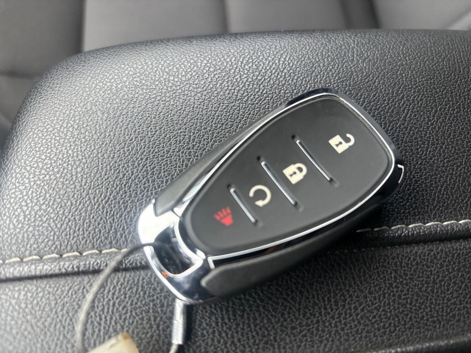 Used 2025 Chevrolet Blazer LT image 27