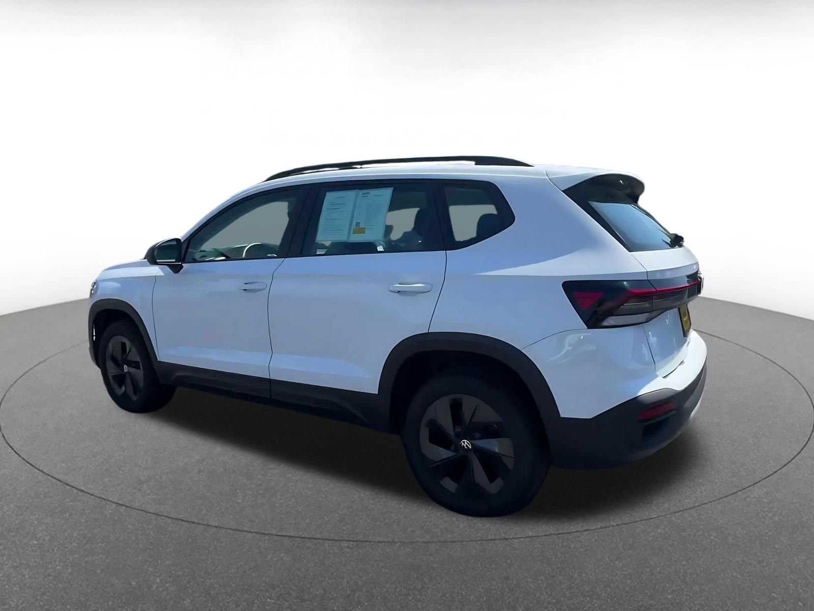 Used 2026 Volkswagen Taos S FWD image 9